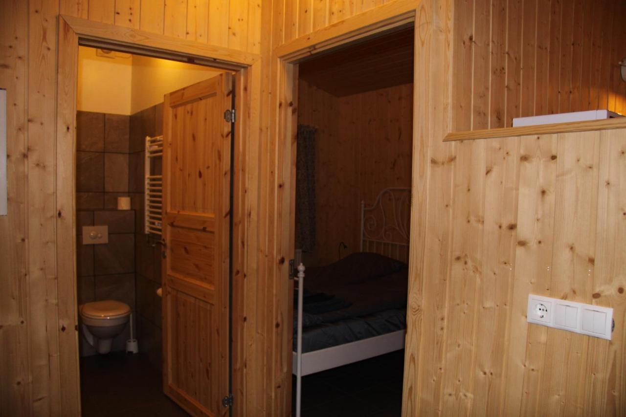 Cabin 1 At Lundar Farm Varmaland Exterior photo